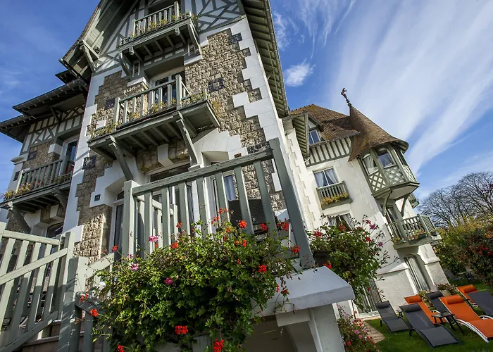 Villa Augeval Hotel De Charme & Spa Deauville